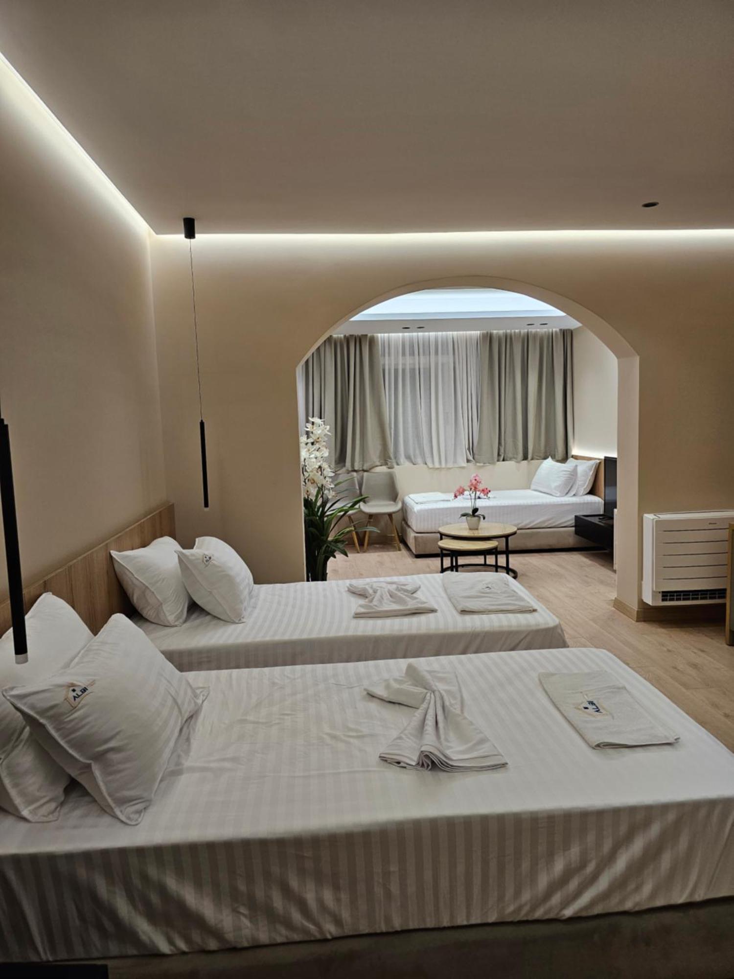 Albi Apartment Тирана Екстериор снимка